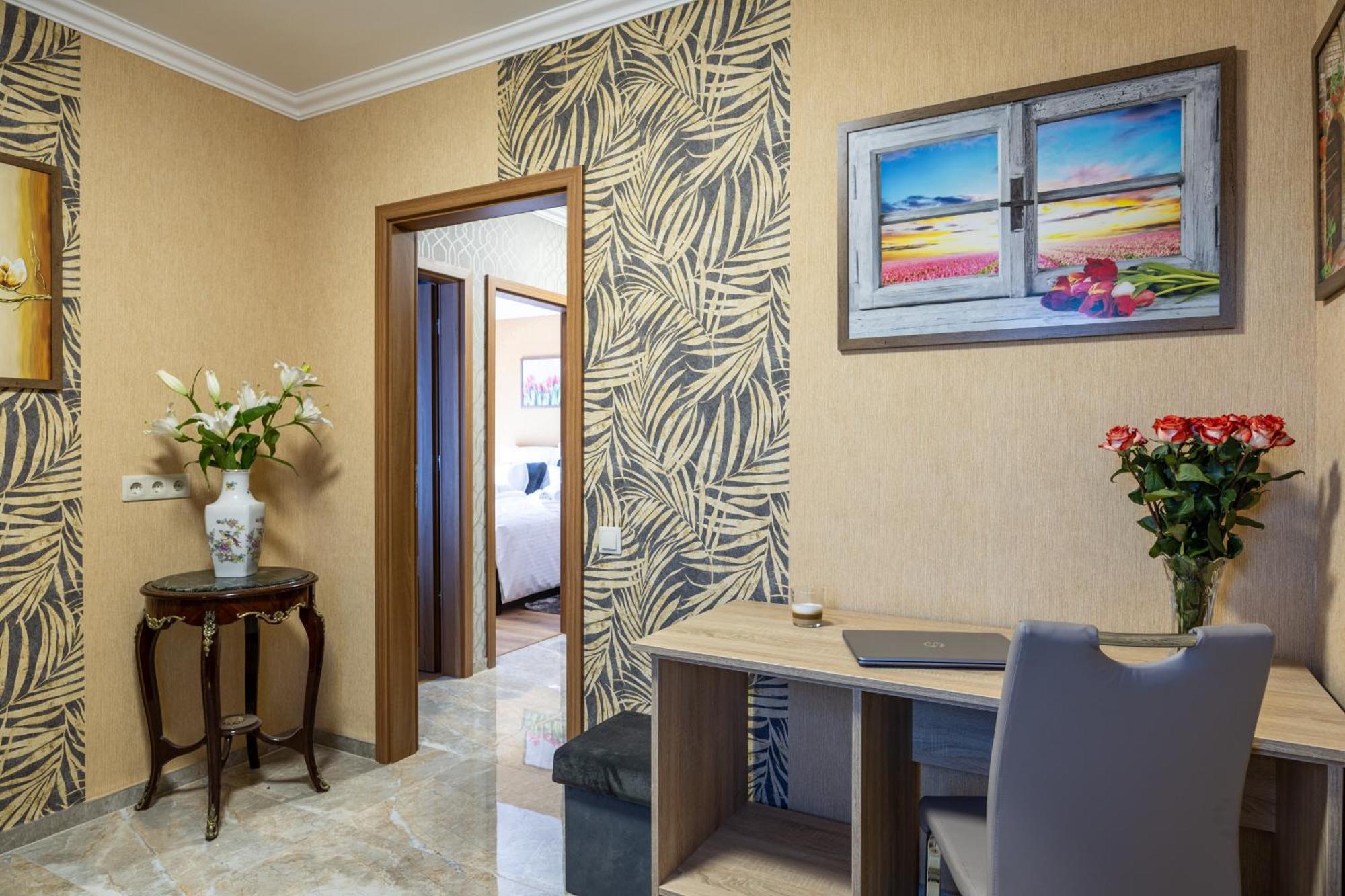 Bed and Breakfast Voeroes Alom Panzio Tiszakécske Esterno foto